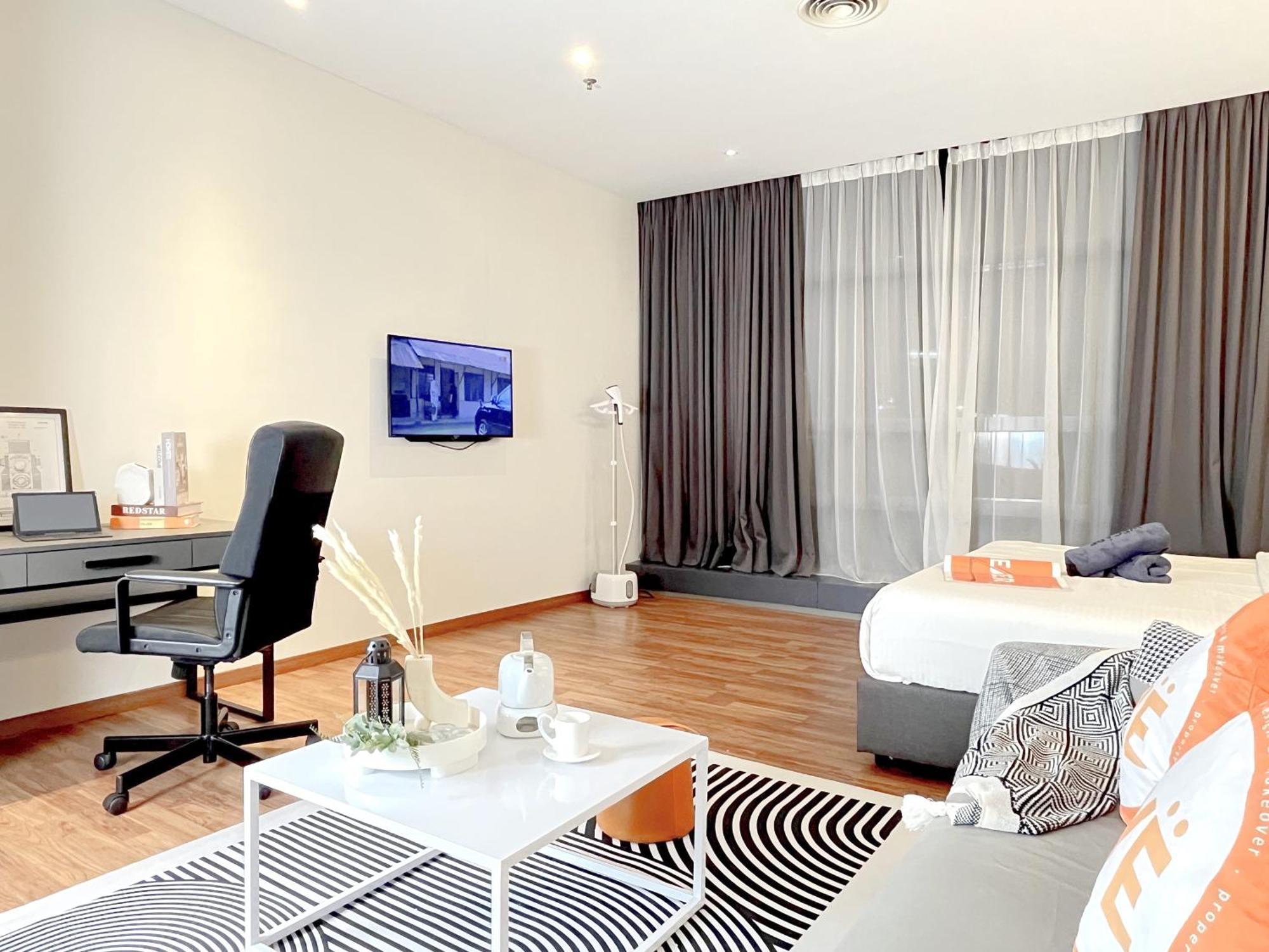 The Collins - Bangsar Trade Centre Pangsapuri *